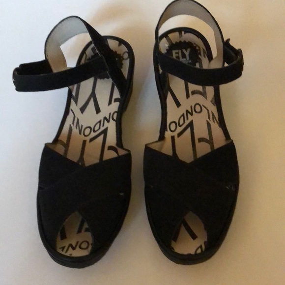 FLY LONDON shoes - Picture 2 of 7